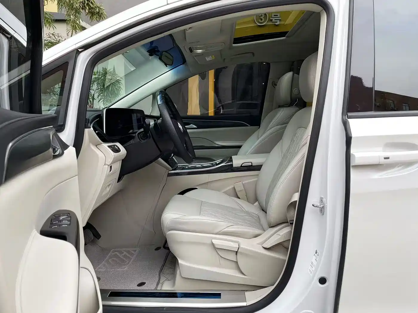 Buick GL8 2022 ES Landmark 653T Comfort фото 3