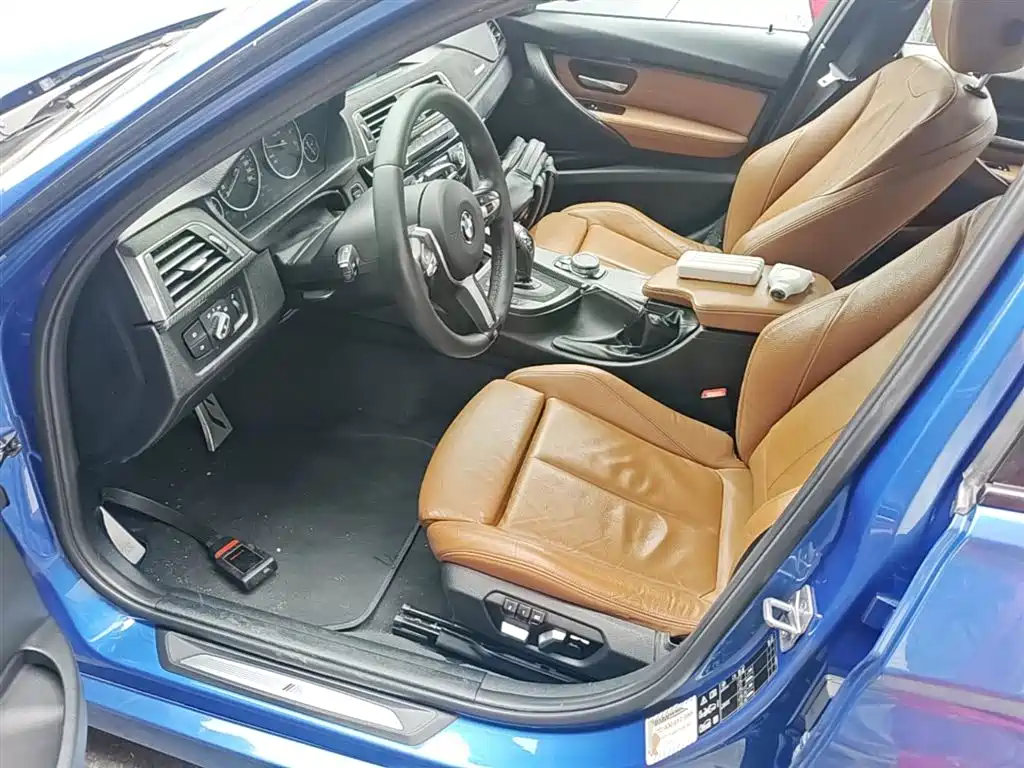 BMW 3 Series 2016 328i xDrive M Sport фото 15