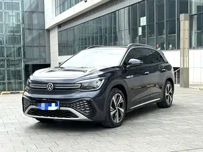Volkswagen ID.6 CROZZ