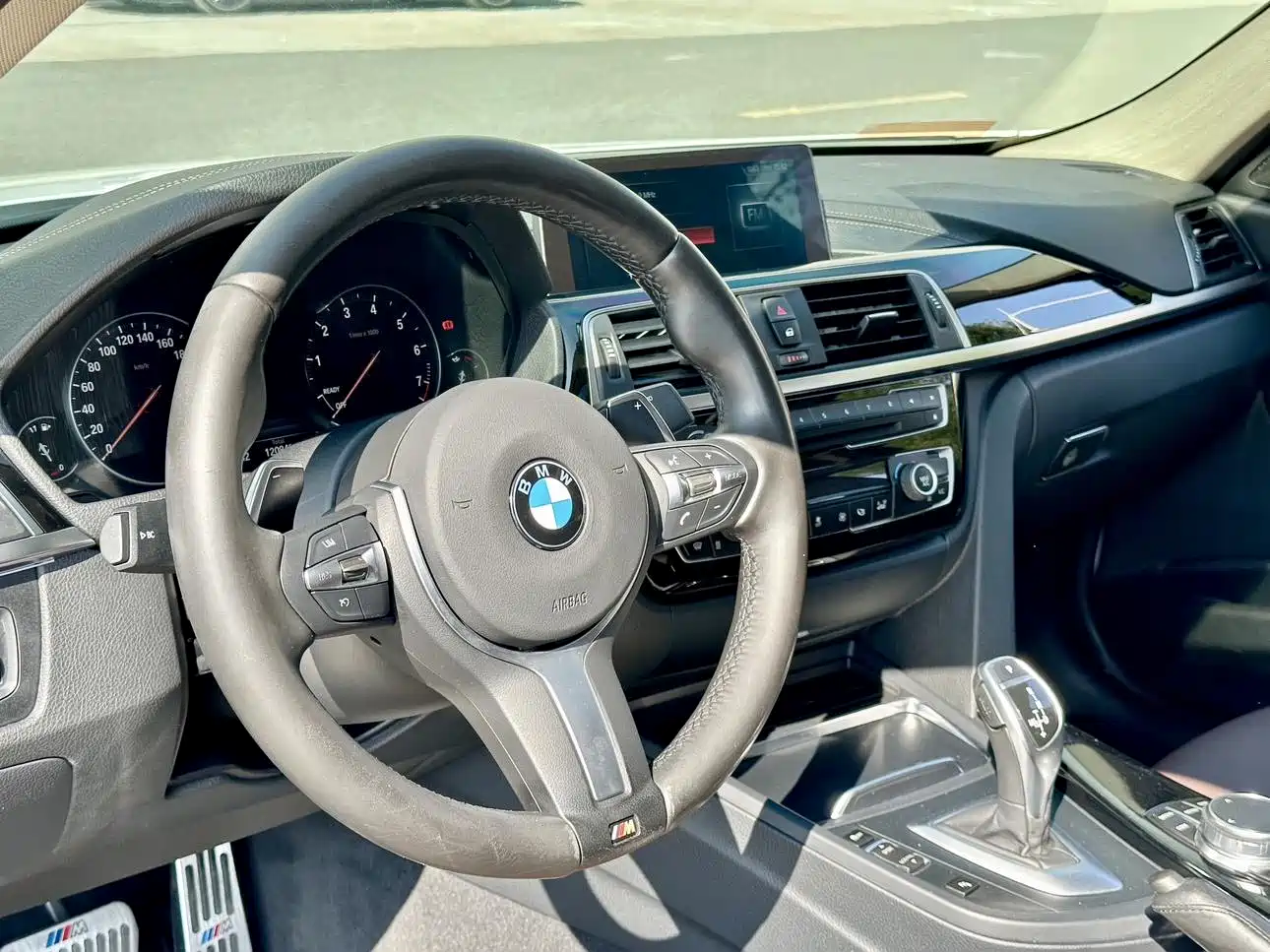 Фото 10 - BMW 3 Series