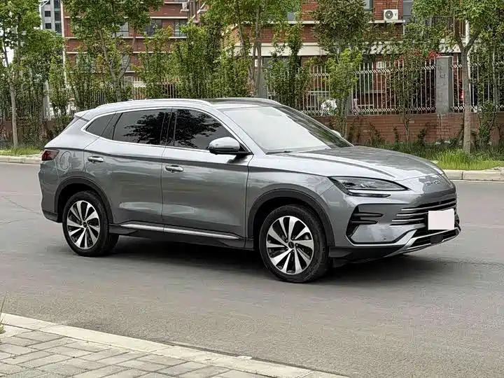 BYD Song PLUS PHEV 2024 Glory Edition DM-i 110km Flagship PLUS фото 3