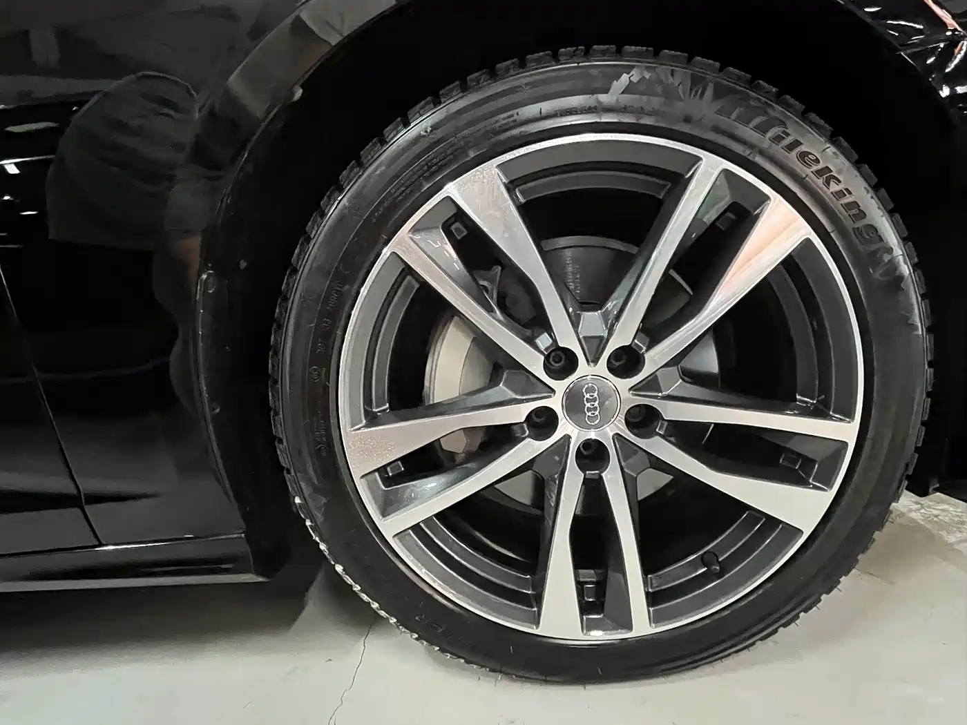 Audi A6L 2021 40 TFSI Luxury Sport фото 21
