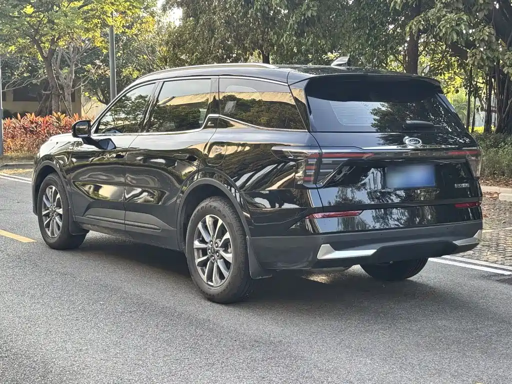 2026 Ford Edge