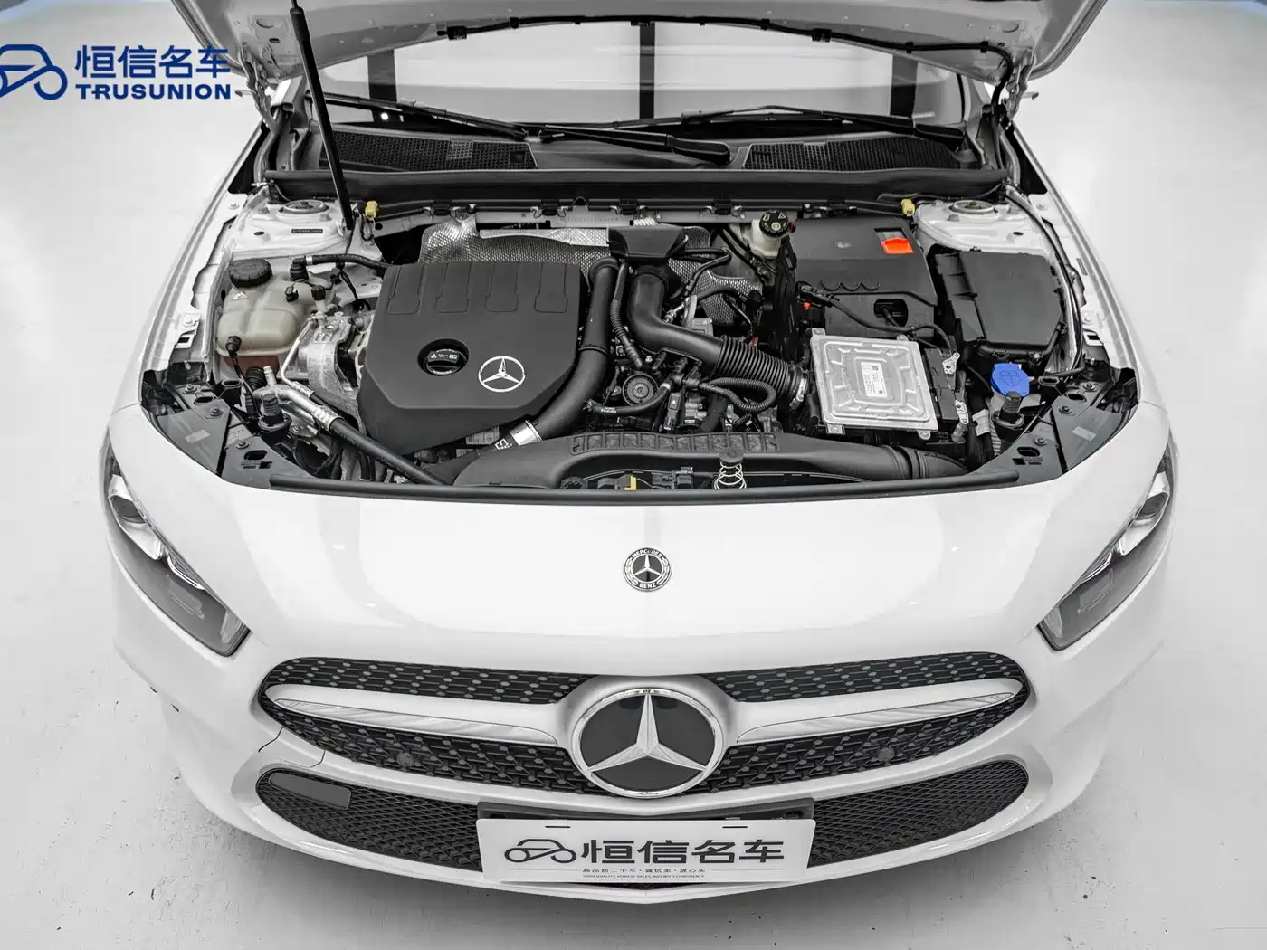 Mercedes-Benz A-Class (Import) 2019 A 200 Dynamic Version фото 20