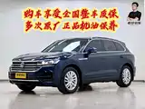 Фото 1 - Volkswagen Touareg