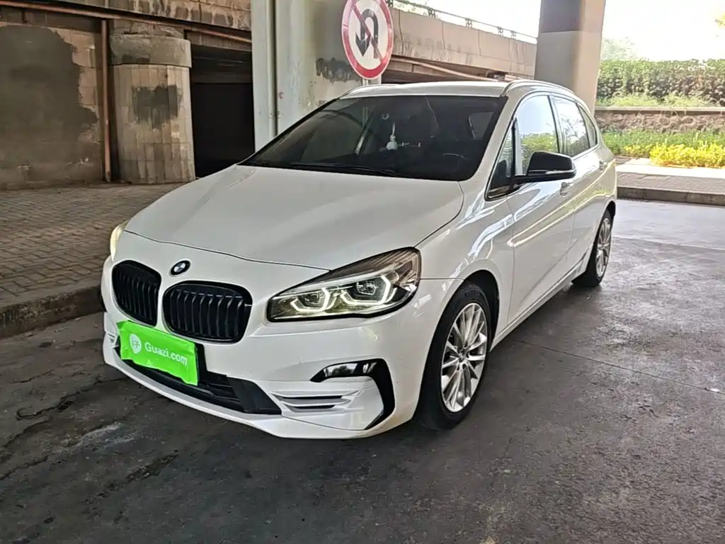 Photo 1 - BMW 2 Series Touring