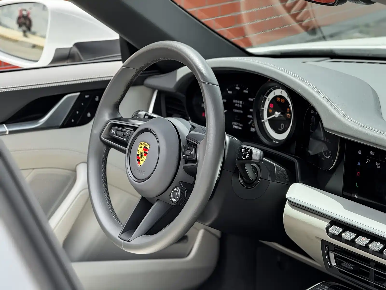 Photo 15 - Porsche 911