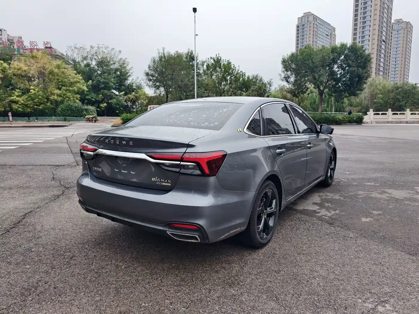 Roewe i6 MAX EV 2020 2020 Model 1.5T PHEV Cool Edition