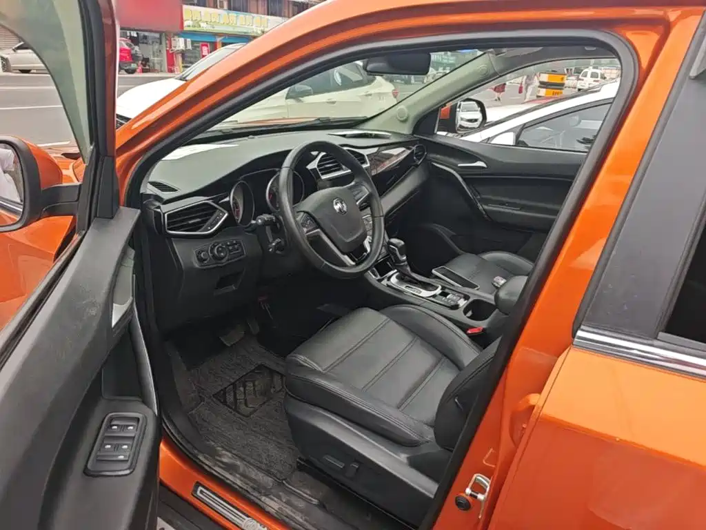 MG Roewe RX5 2016 2016 1.5TGI TST Luxury Edition