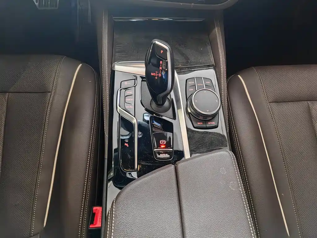 BMW 5 Series 2022 Facelift 525Li M Sport Package фото 12