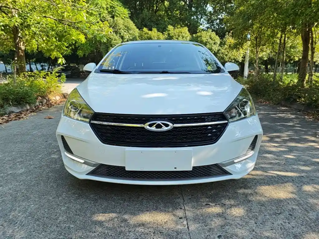 Фото 3 - Chery Arrizo 5