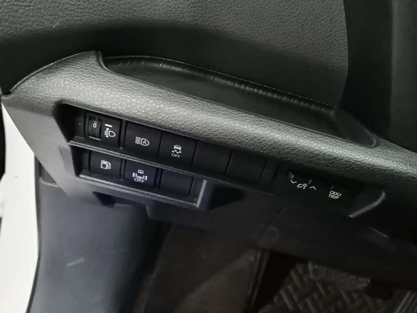 Toyota Sienna 2021 2.5L Hybrid Premium Edition фото 10