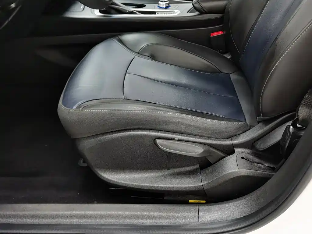 Buick Velite 6 2019 2019 Connected Fashion Edition