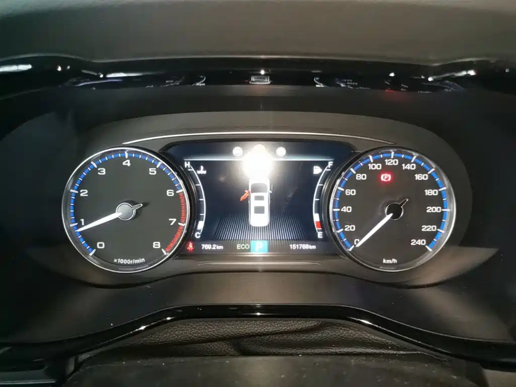 GAC Trumpchi Trumpchi M8 2020 Pilot 390T Luxury Edition фото 12