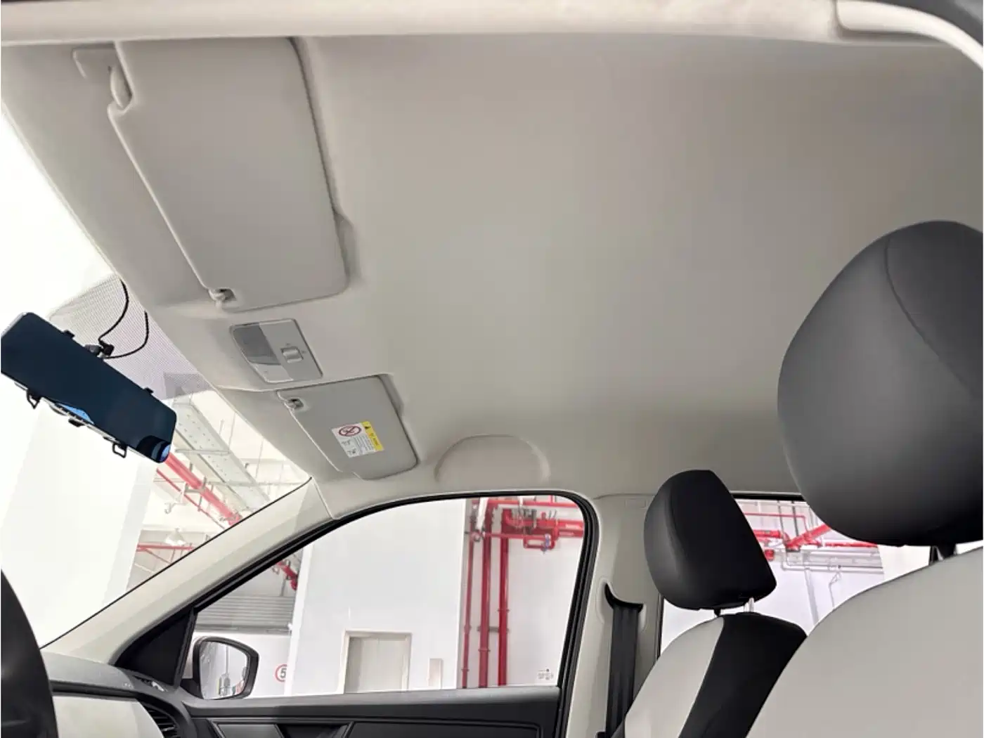 Škoda Fabia 2017 1.4L Auto Car Enjoy Edition фото 11