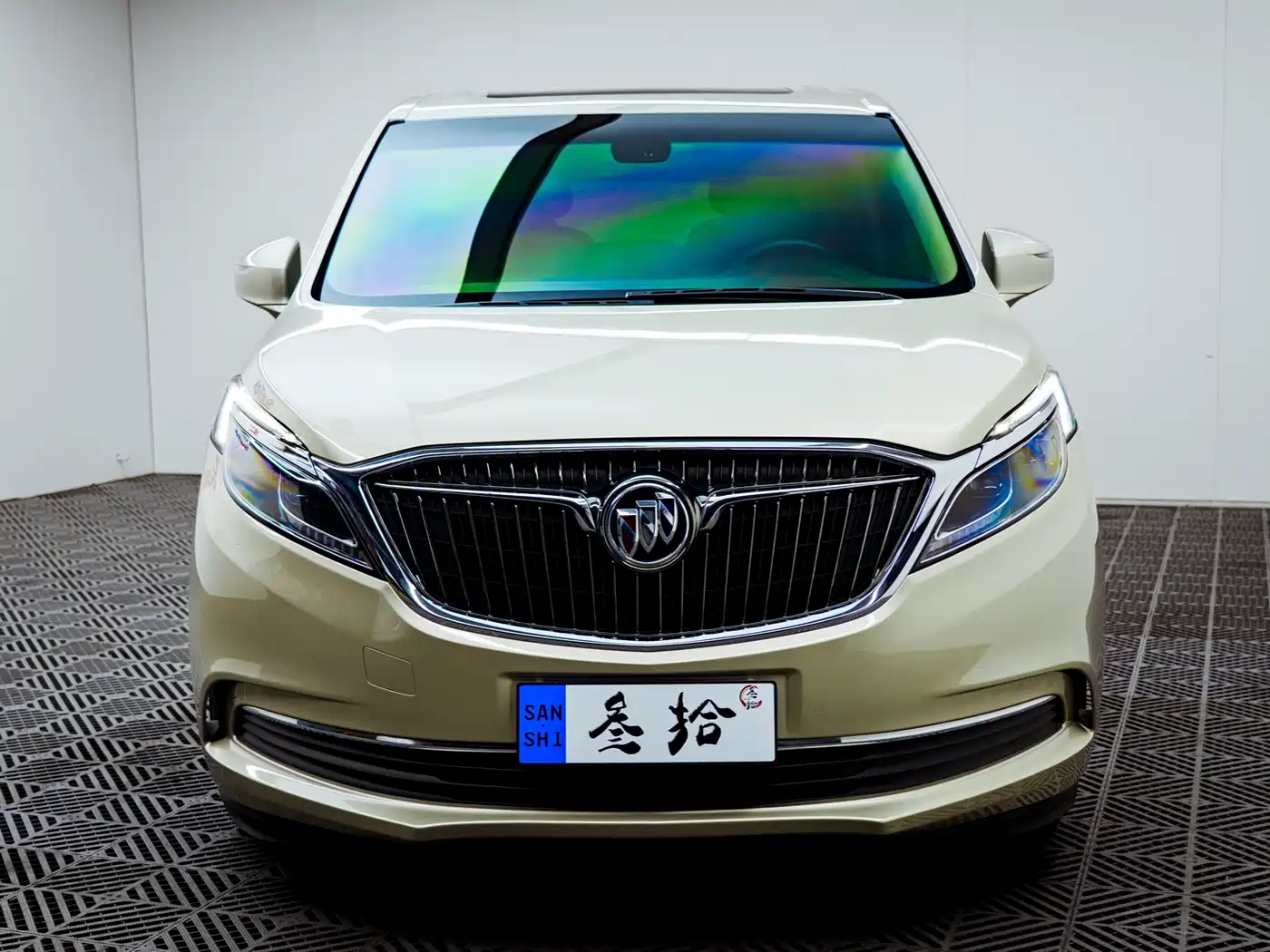 Buick GL8 2018 ES 28T Luxury Type China VI фото 2