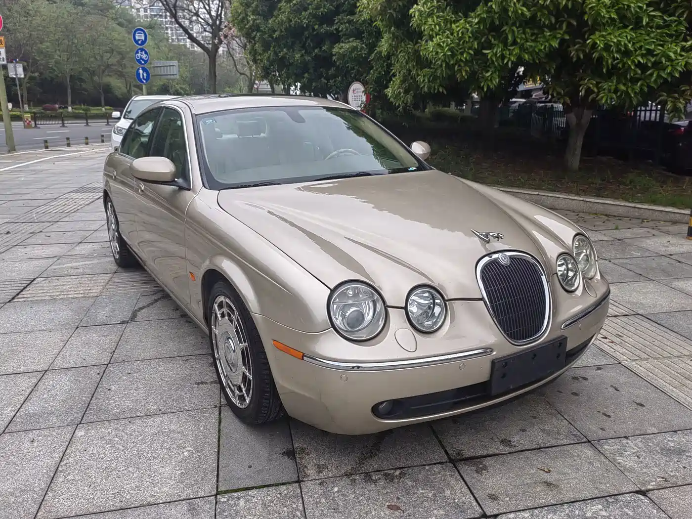 Jaguar S-TYPE 2005 2004 Model 3.0L