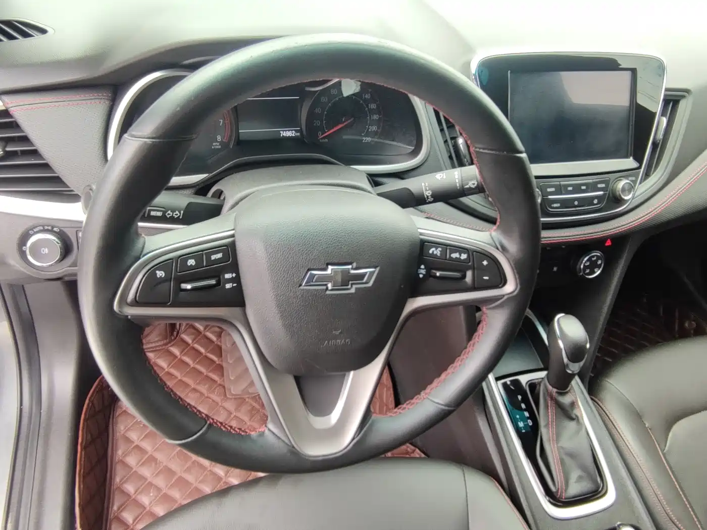 Chevrolet Monza 2019 RS 330T Auto Smooth Edition China VI фото 6
