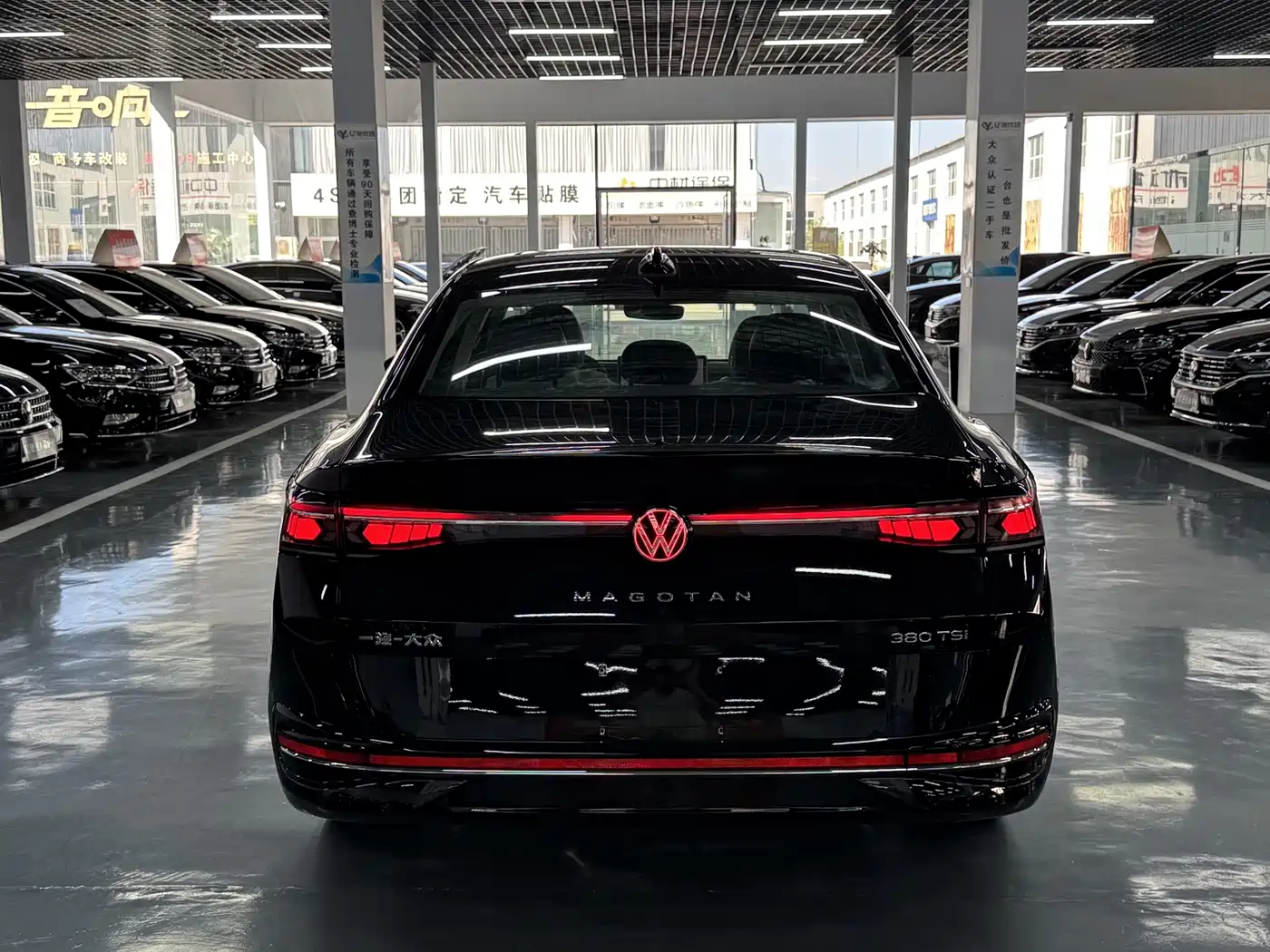 Volkswagen Magotan 2026 2026 Model 380TSI DSG Premium Edition Damai Package