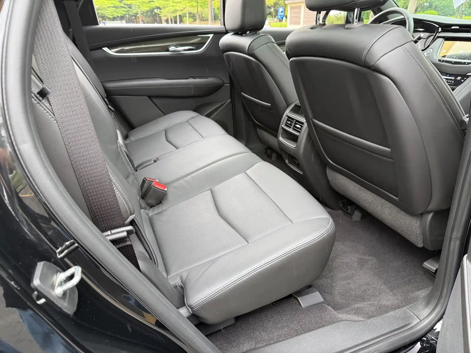 Фото 10 - Cadillac XT5