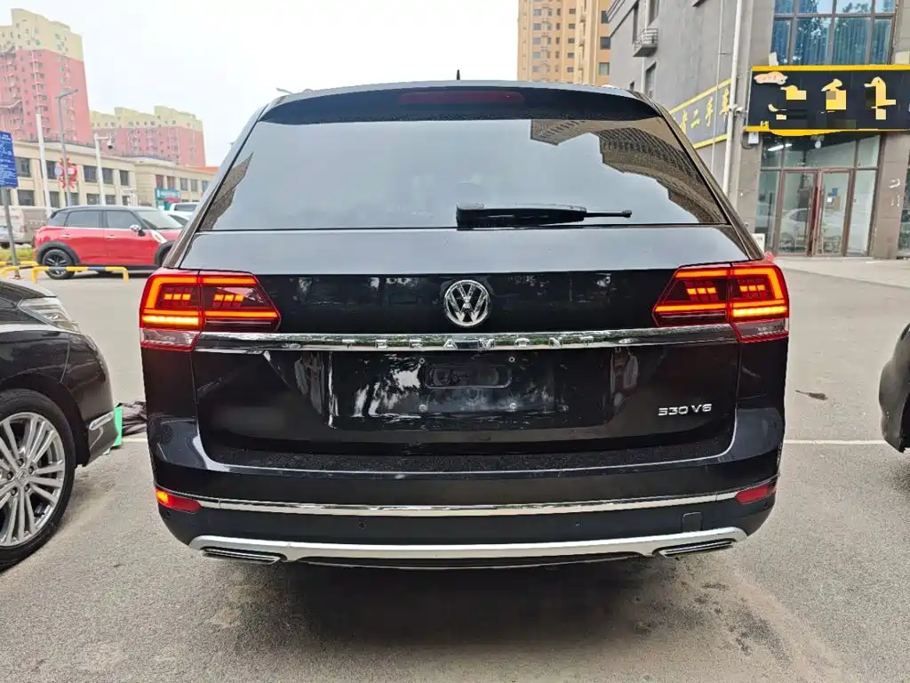 Photo 6 - Volkswagen Teramont