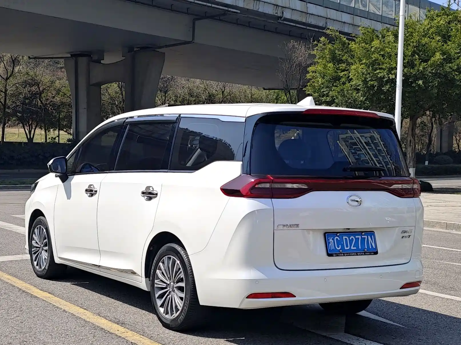 Фото 3 - GAC Trumpchi Trumpchi M6