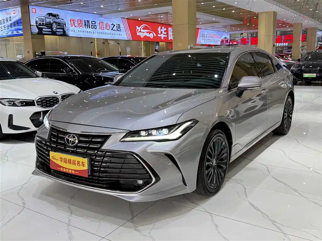 Toyota Avalon 2023 2.0L XLE Premium Edition