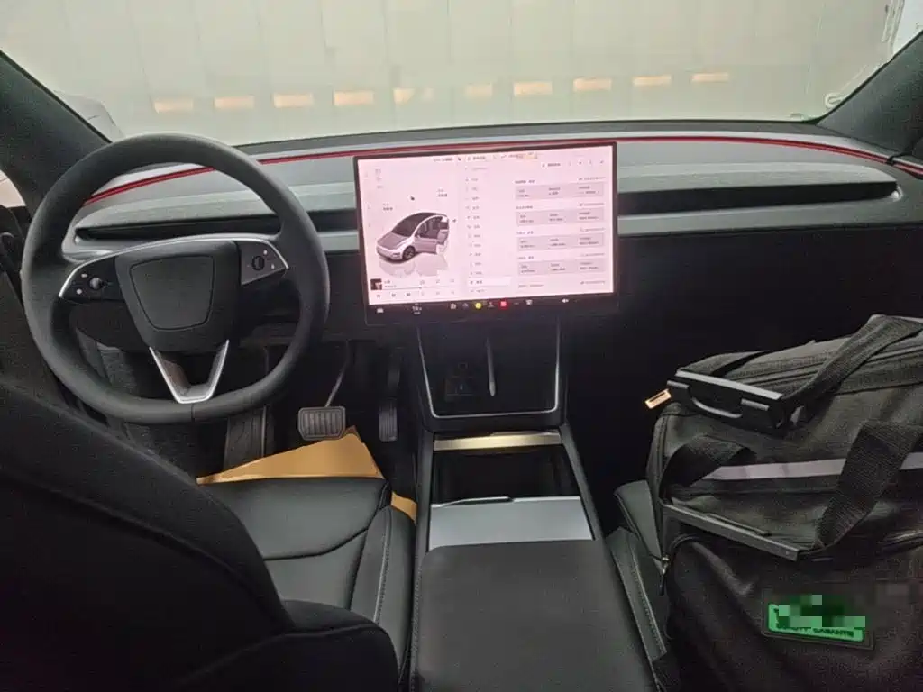 Tesla Model Y L 2025 2025 Facelift Long Range AWD
