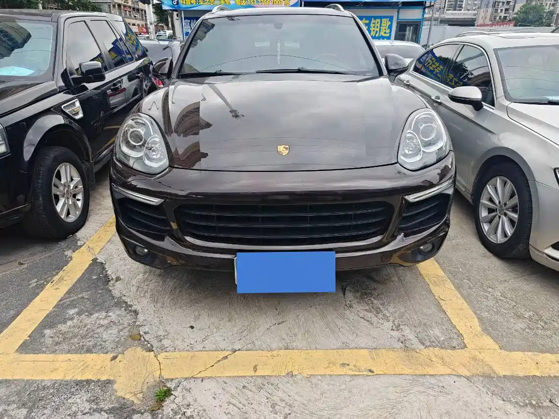 Porsche Cayenne 2015 Cayenne 3.0T фото 2