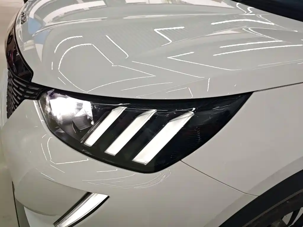 Photo 24 - Peugeot 2008