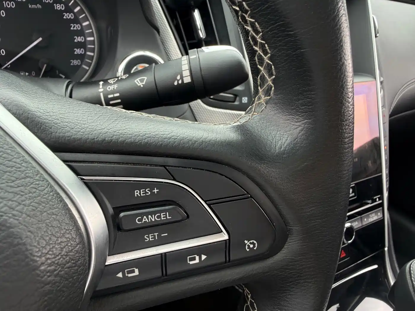 Infiniti Q50L 2019 2018 2.0T Leisure Edition (China VI)