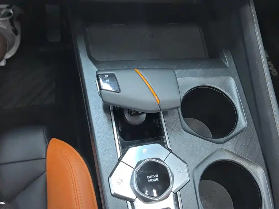 CHANGAN UNI-V