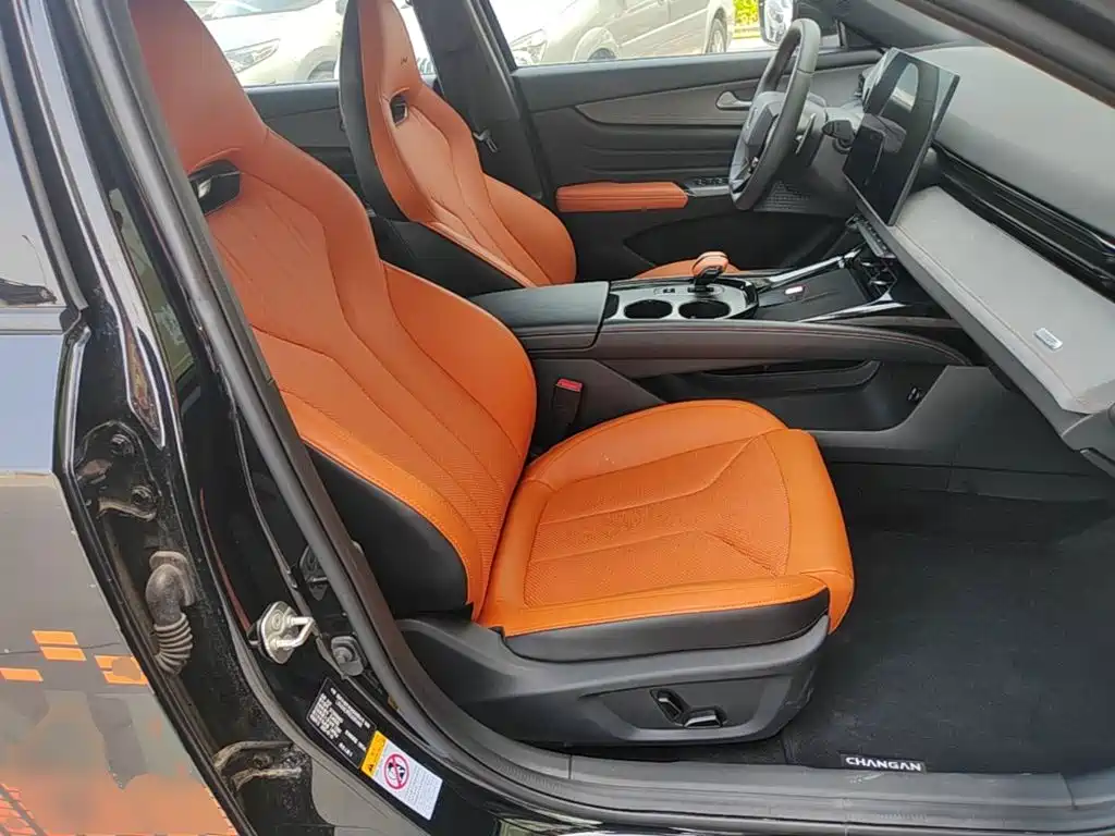 Changan UNI-V 2025 2025 2.0T Sport Version
