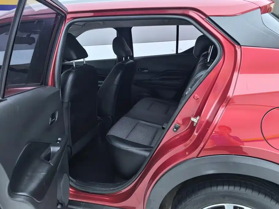 Nissan Kicks 2019 2018 1.5L CVT Smart Connect Luxury Edition