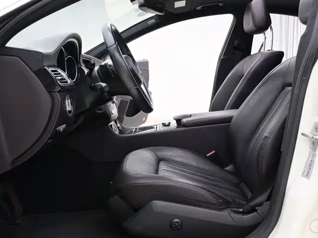 Mercedes-Benz CLS 2012 CLS 300 CGI — фото 2