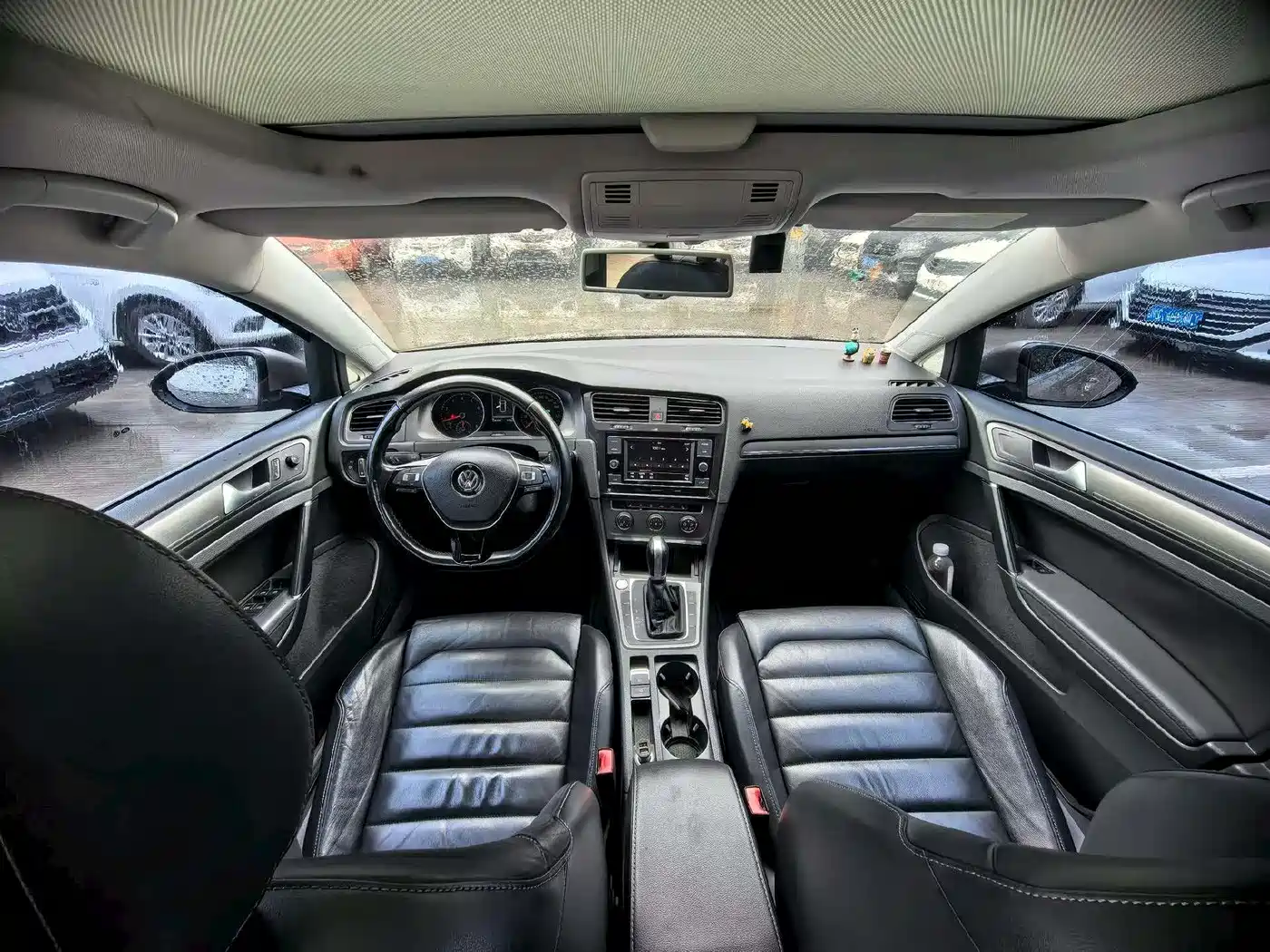 Volkswagen Golf 2015 1.4TSI Automatic Luxury фото 5