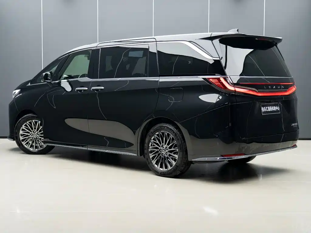 Lexus LM 2024 2023 500h 6-Seater Prestige Edition