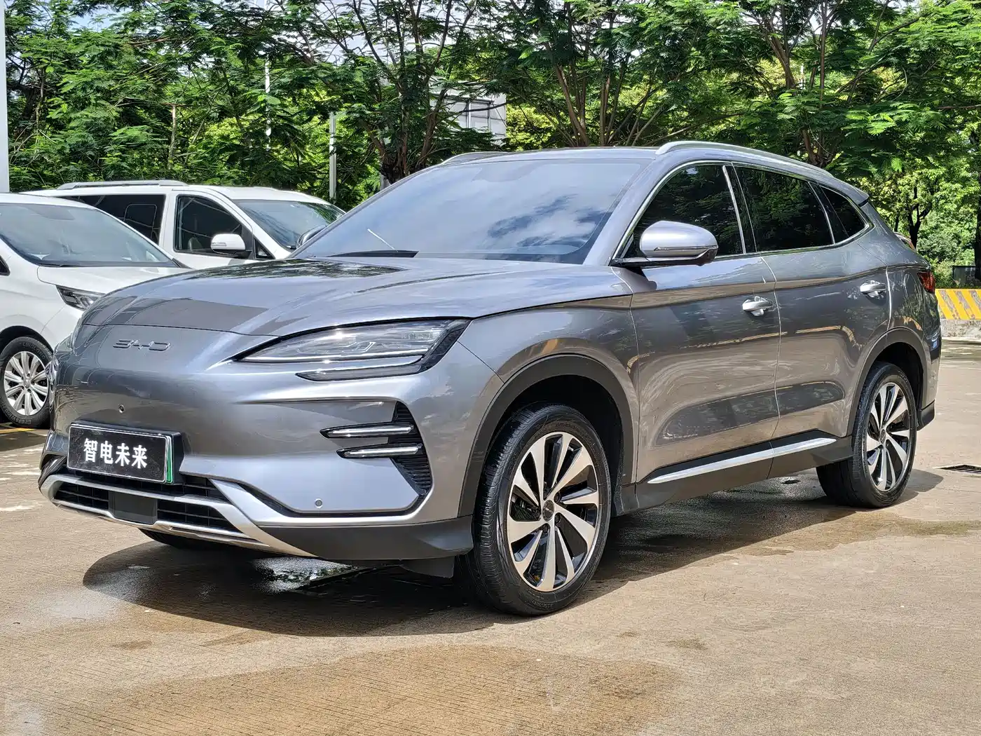 BYD Song PLUS PHEV 2024 Glory Edition EV 520km Premium