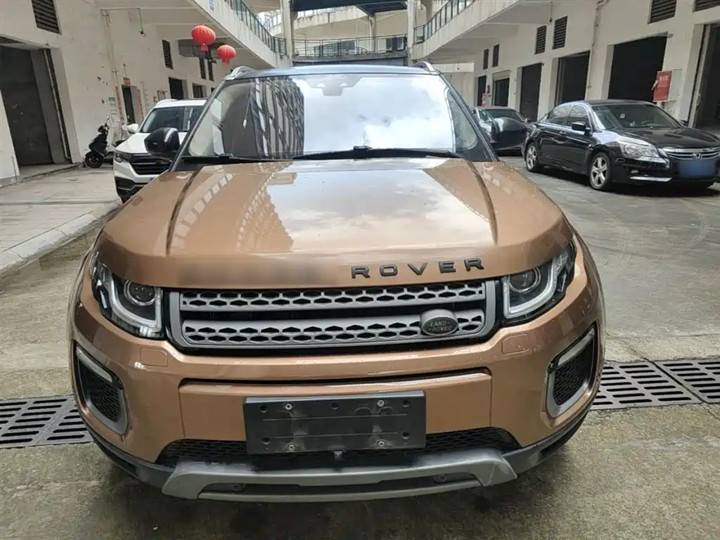 Land Rover Range Rover Evoque 2017 2.0T PURE Style Edition фото 3