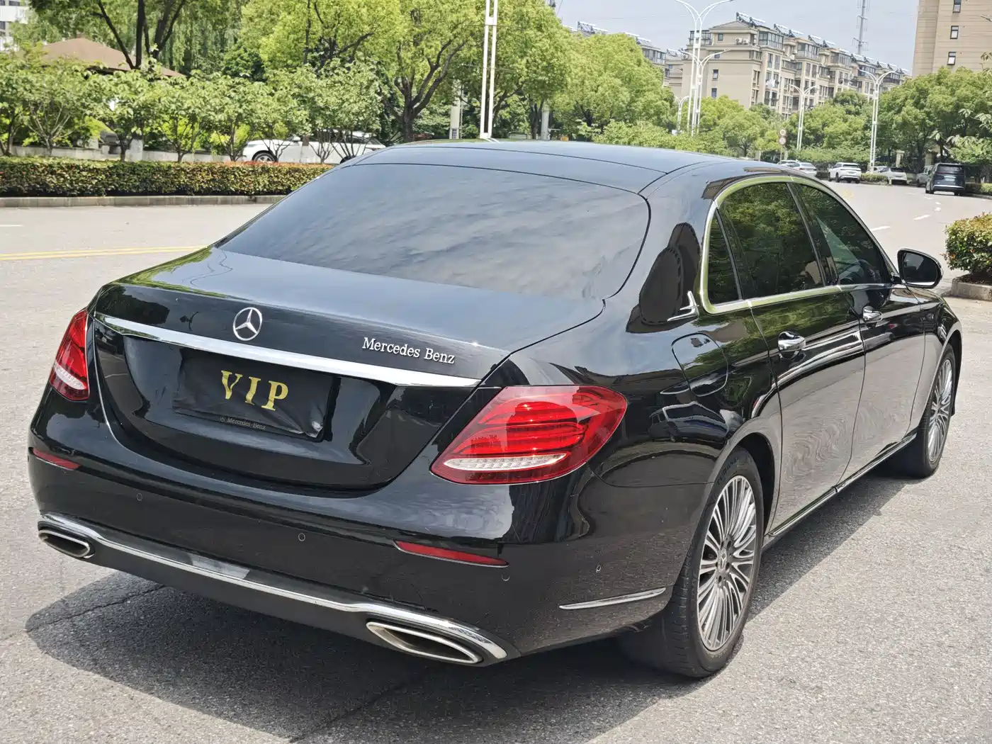 Mercedes-Benz E-Class 2020 E 300 L Luxury Model фото 20