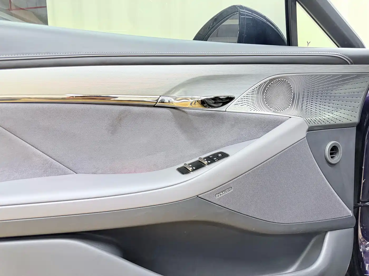 Voyah Passion 2024 2024 PHEV AWD Ultra Long Range Flagship