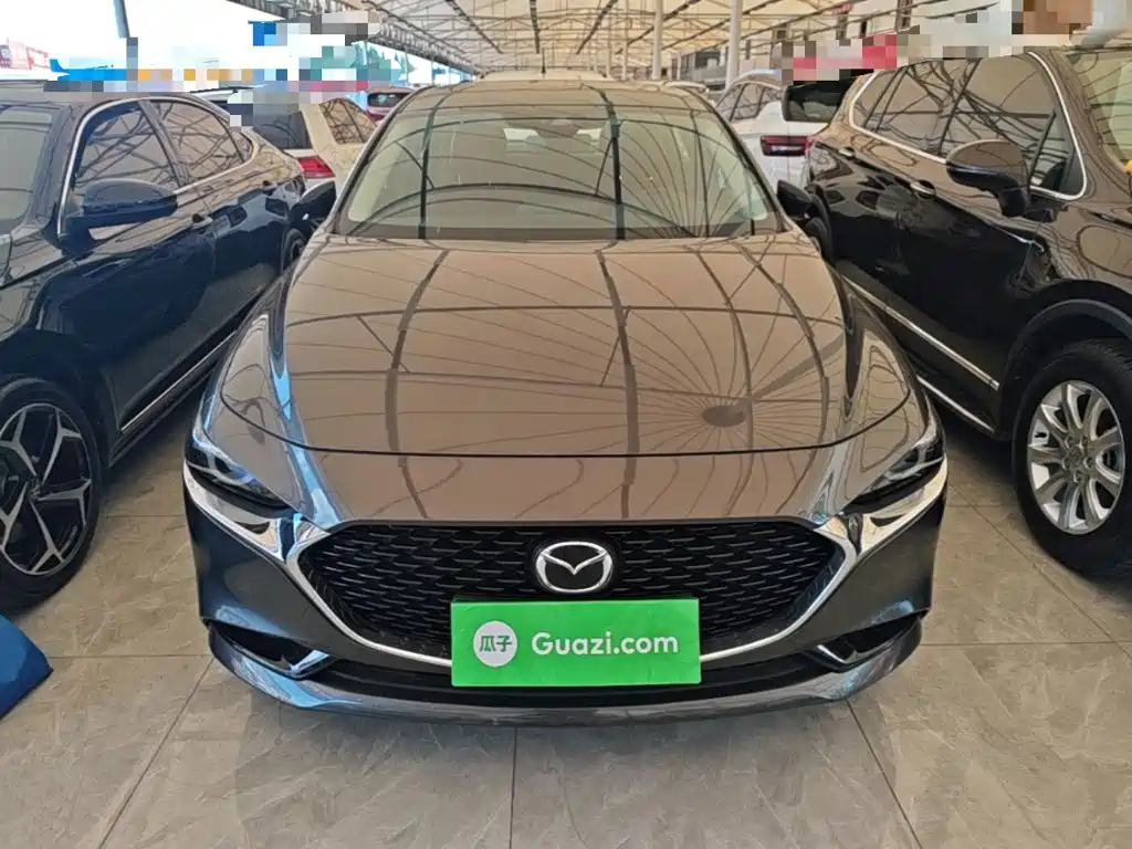 2025 Mazda Mazda3 Axela