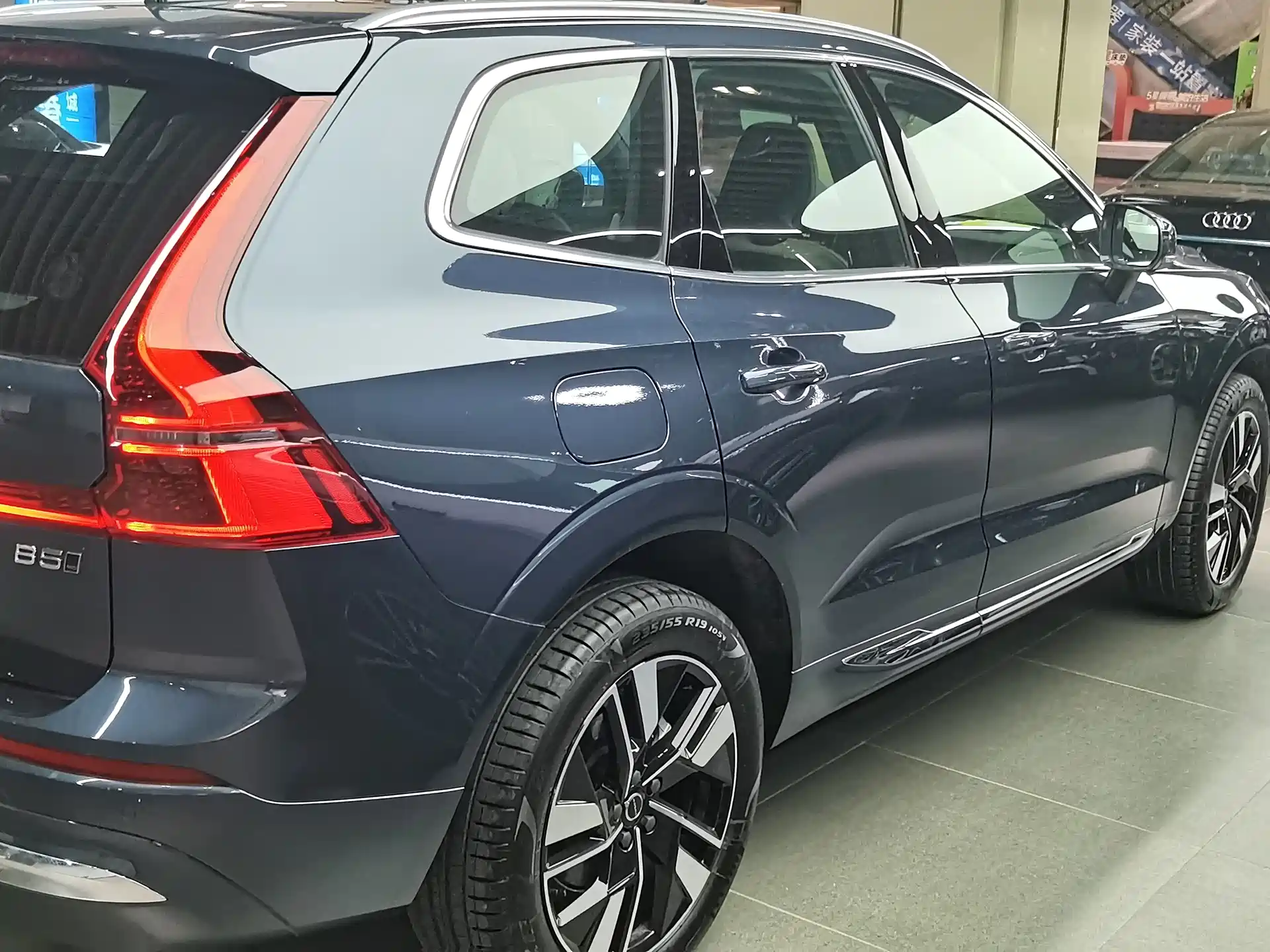 Фото 7 - Volvo XC60