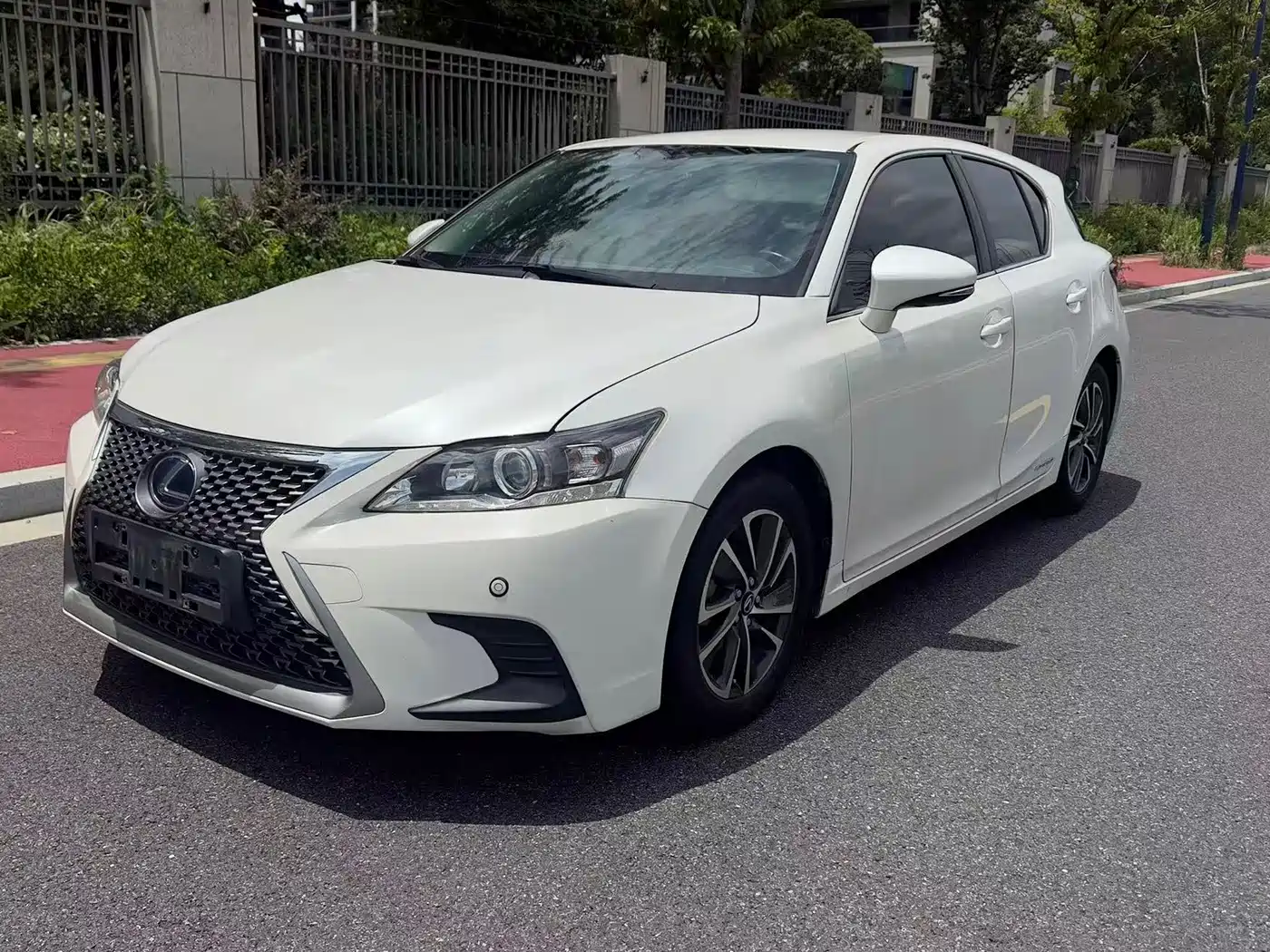 Lexus CT 2018 2017 CT200h Elite Edition Monochrome China V