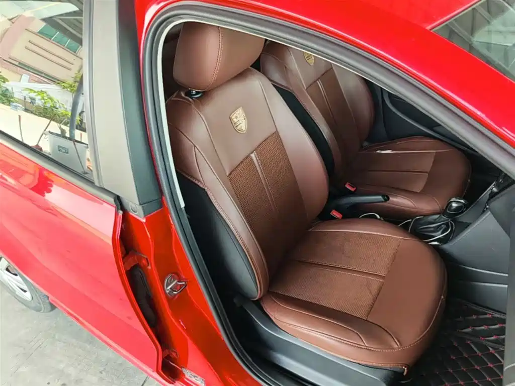Volkswagen Polo 2016 1.4L Automatic Trend фото 25