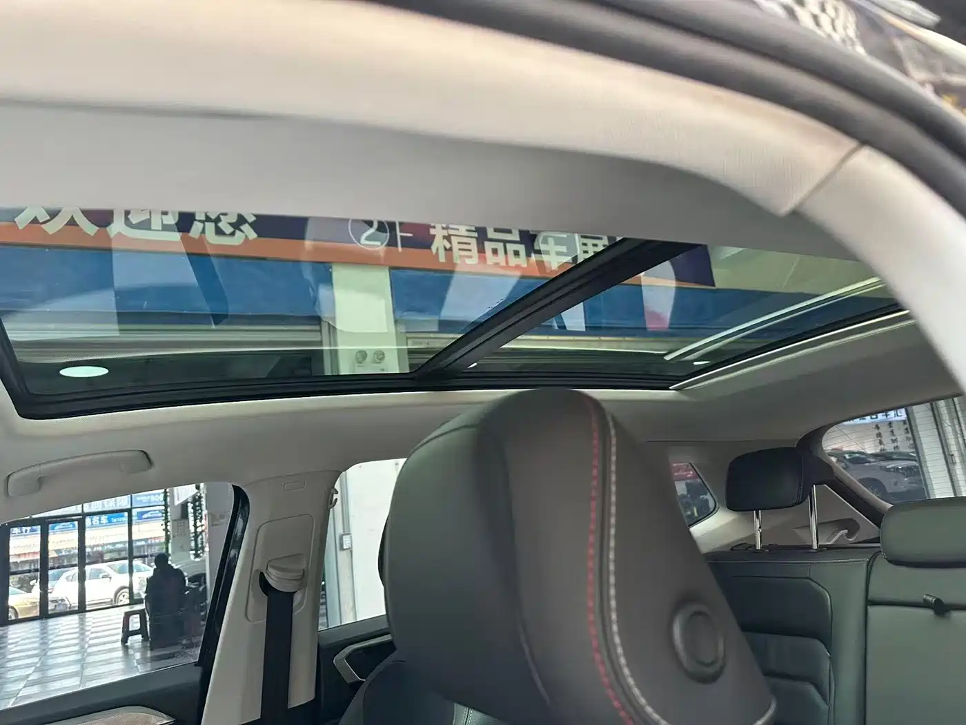 Volkswagen Tayron 2021 280TSI 2WD Luxury Smart Connect фото 11