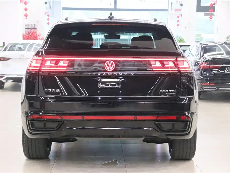 Volkswagen Teramont 2024 Touareg X 380TSI 4WD Dragon Auspicious Edition фото 4