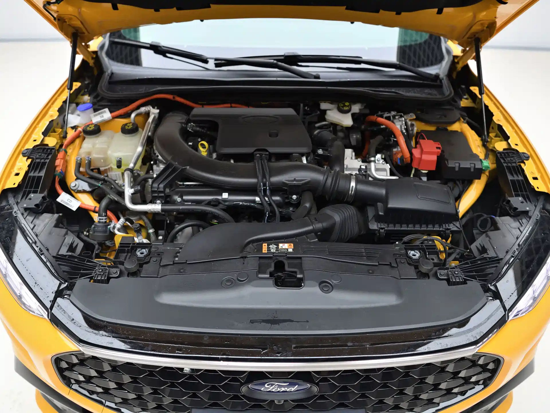 Фото 9 - Ford Mondeo