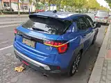 Photo 7 - Lynk & Co 02