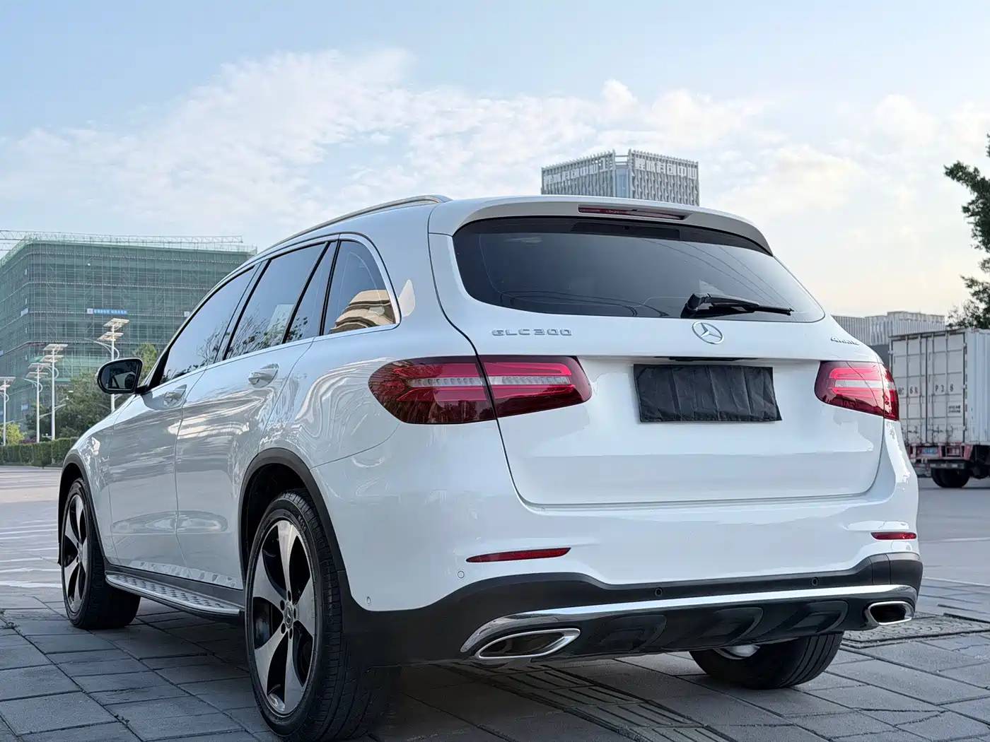 Mercedes-Benz GLC 2018 GLC 300 4MATIC Dynamic фото 9